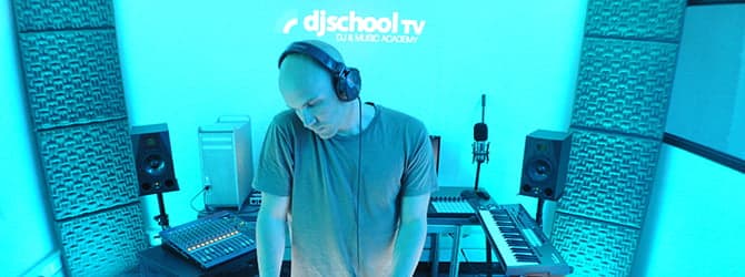 DJ School inicia sus actividades académicas 2015