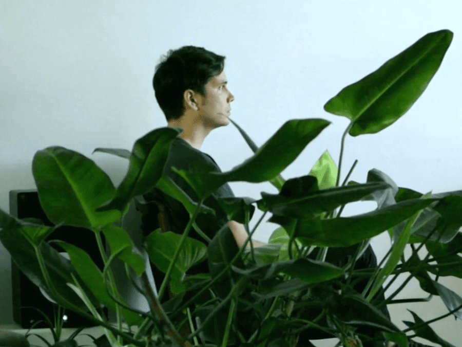 Fantasna lanza su LP debut, Cuéntame