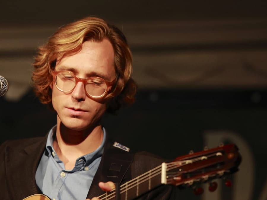 Erlend Øye confirma show en Frutillar este Verano
