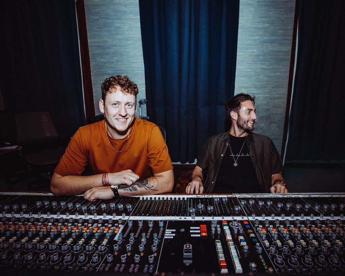 Maribou State anuncia album de remezclas