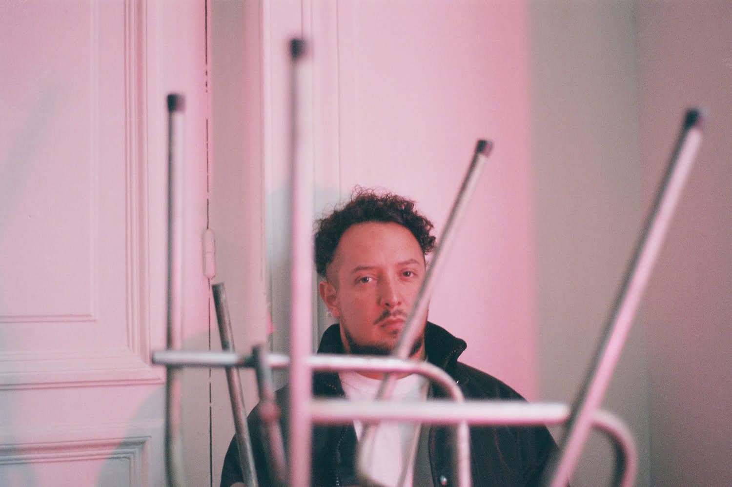 Alpha S presenta el primer volumen de Surakismos