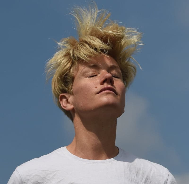 C.A.R. presenta remezclas a su álbum Crossing Prior Street