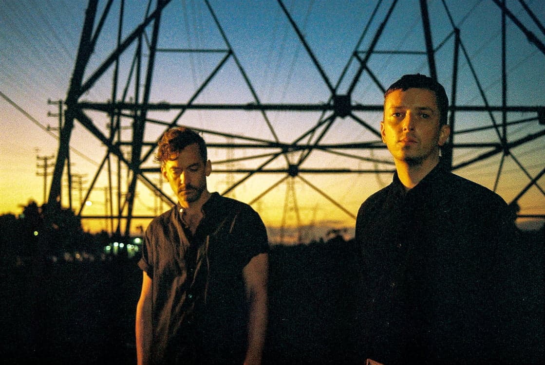Bonobo & Totally Enormous Extinct Dinosaurs colaboran en nuevo single