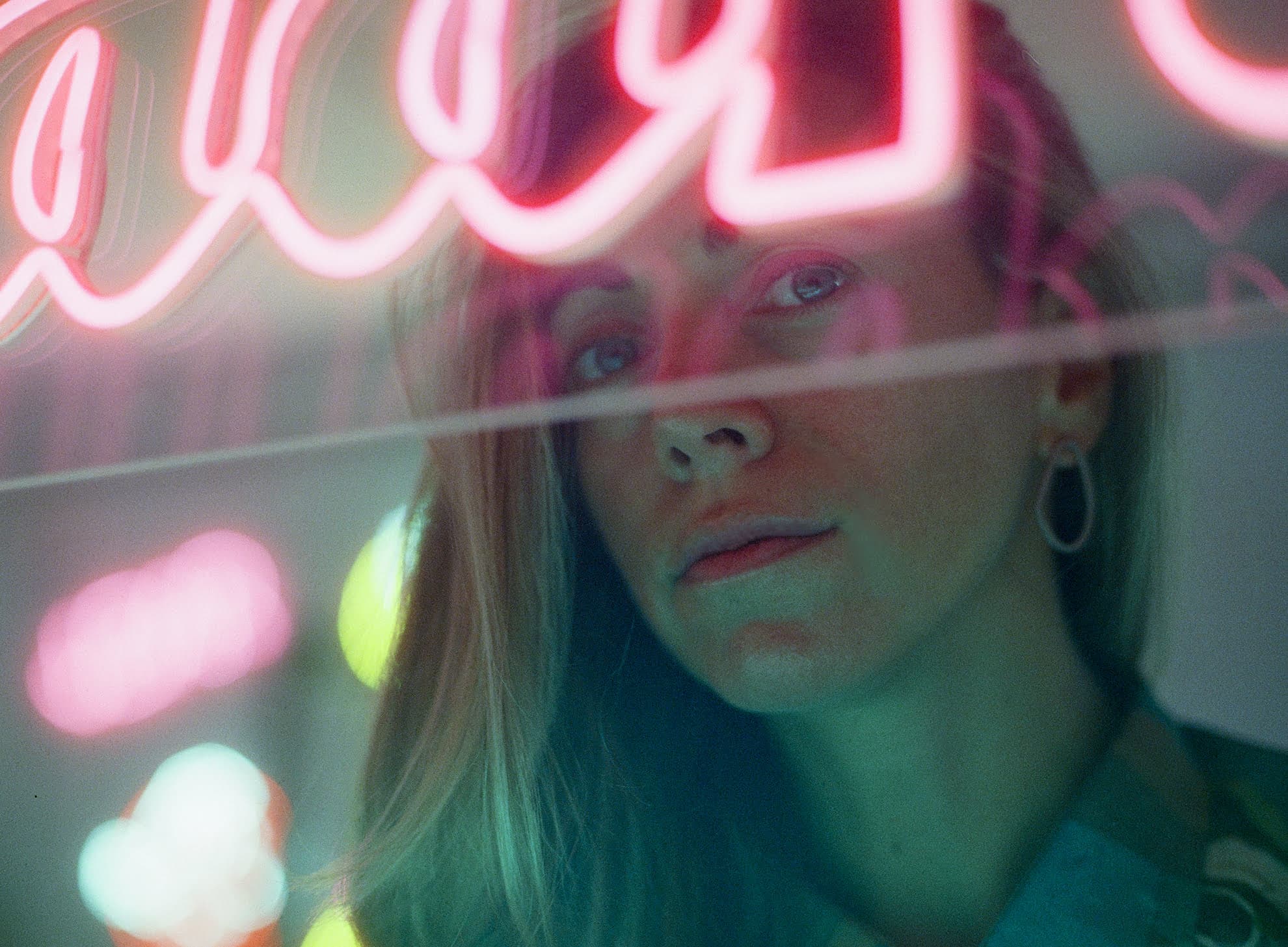 Fernanda Arrau estrena remix a Cole Baby