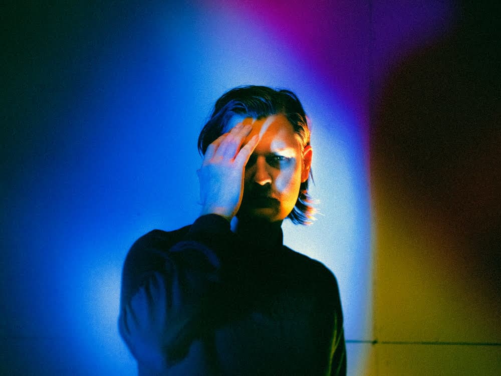 Satin Jackets presenta remezclas a “Think About It”