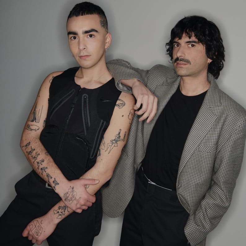 Dúo Aerobica adelanta single “Amor Suave” de su EP Hot Workout