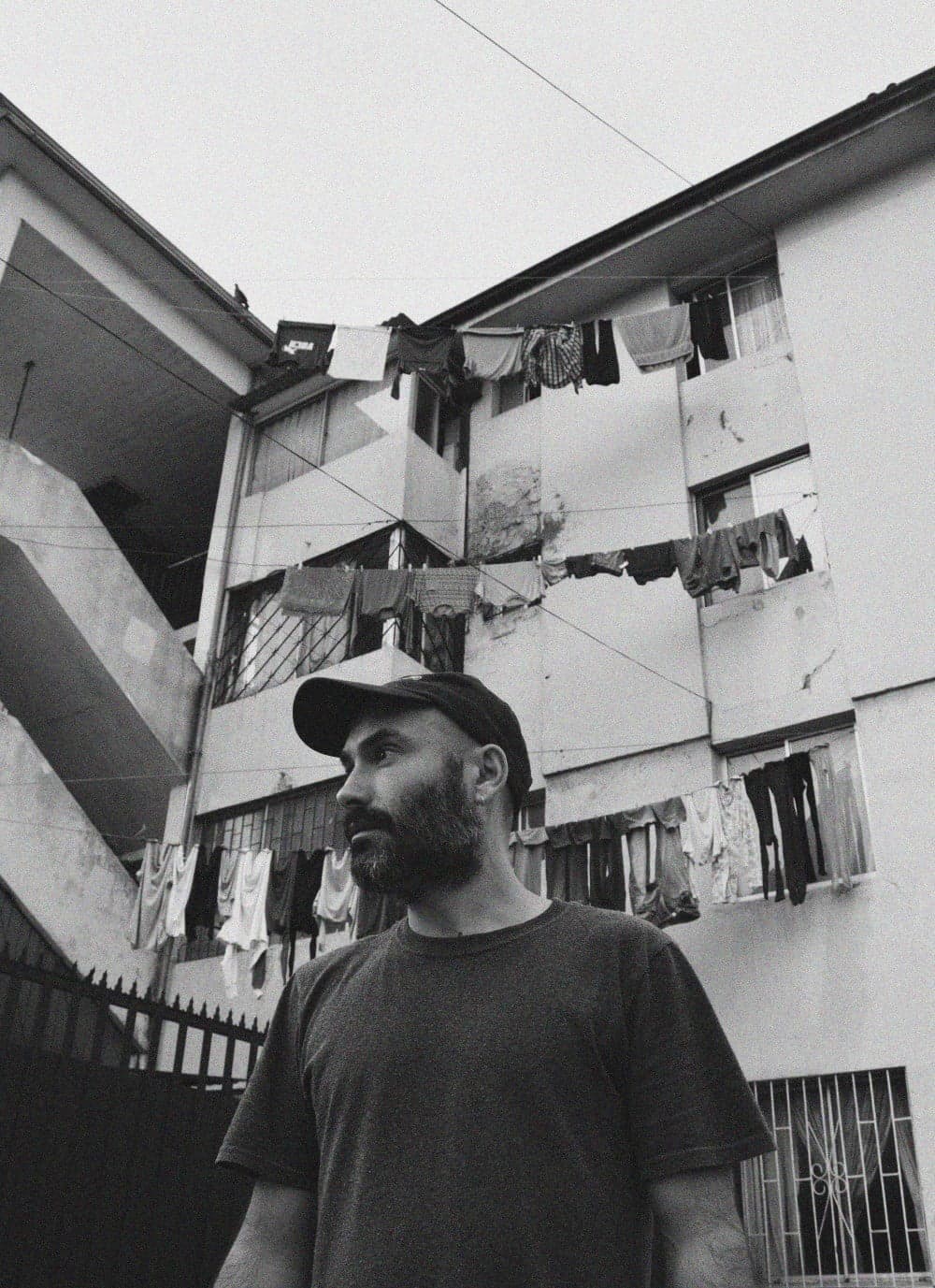 Bruxista presenta su nuevo single “Egology”