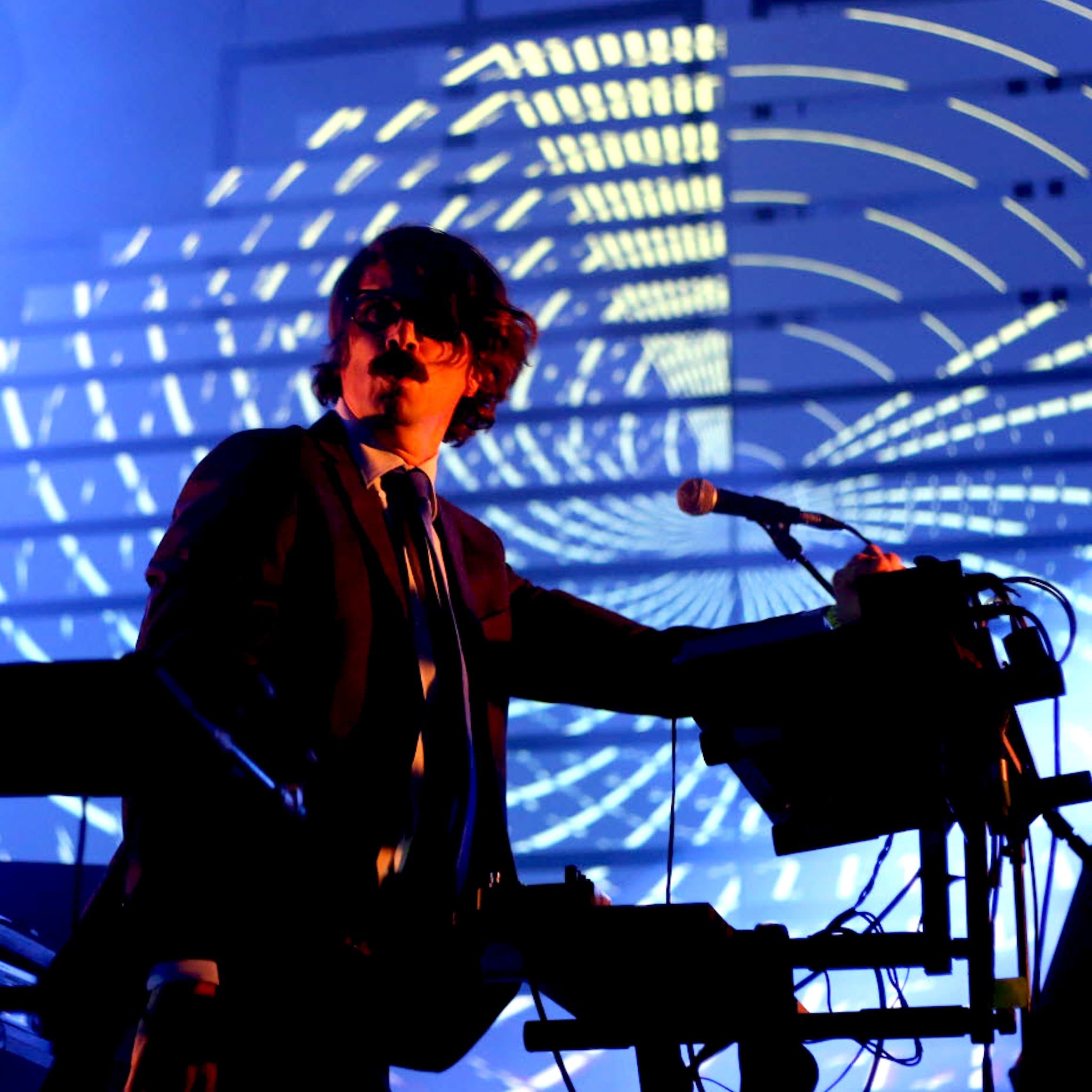 Dombrance estrena remezclas a su single “Taubira”