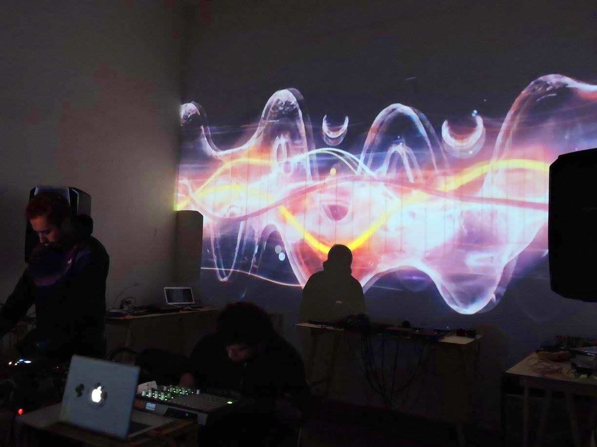 Dúo Odio presenta Esquemas Morales