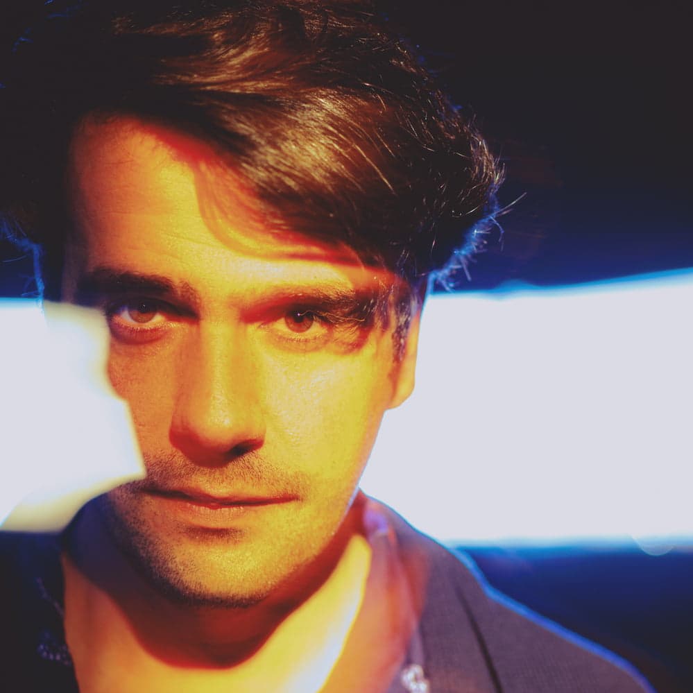 Eskimo Recordings presenta singles de Satin Jackets y NTEIBINT