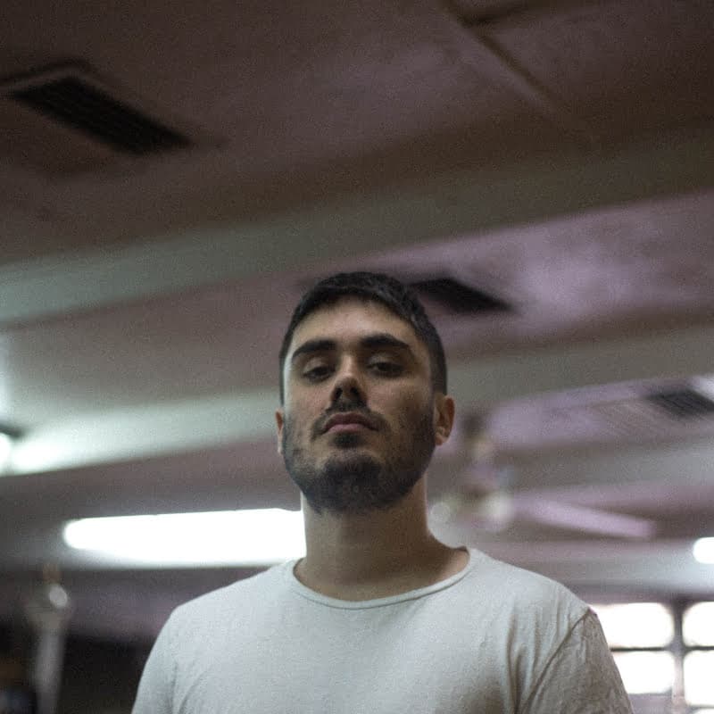 VNZO presenta Restricción x voto