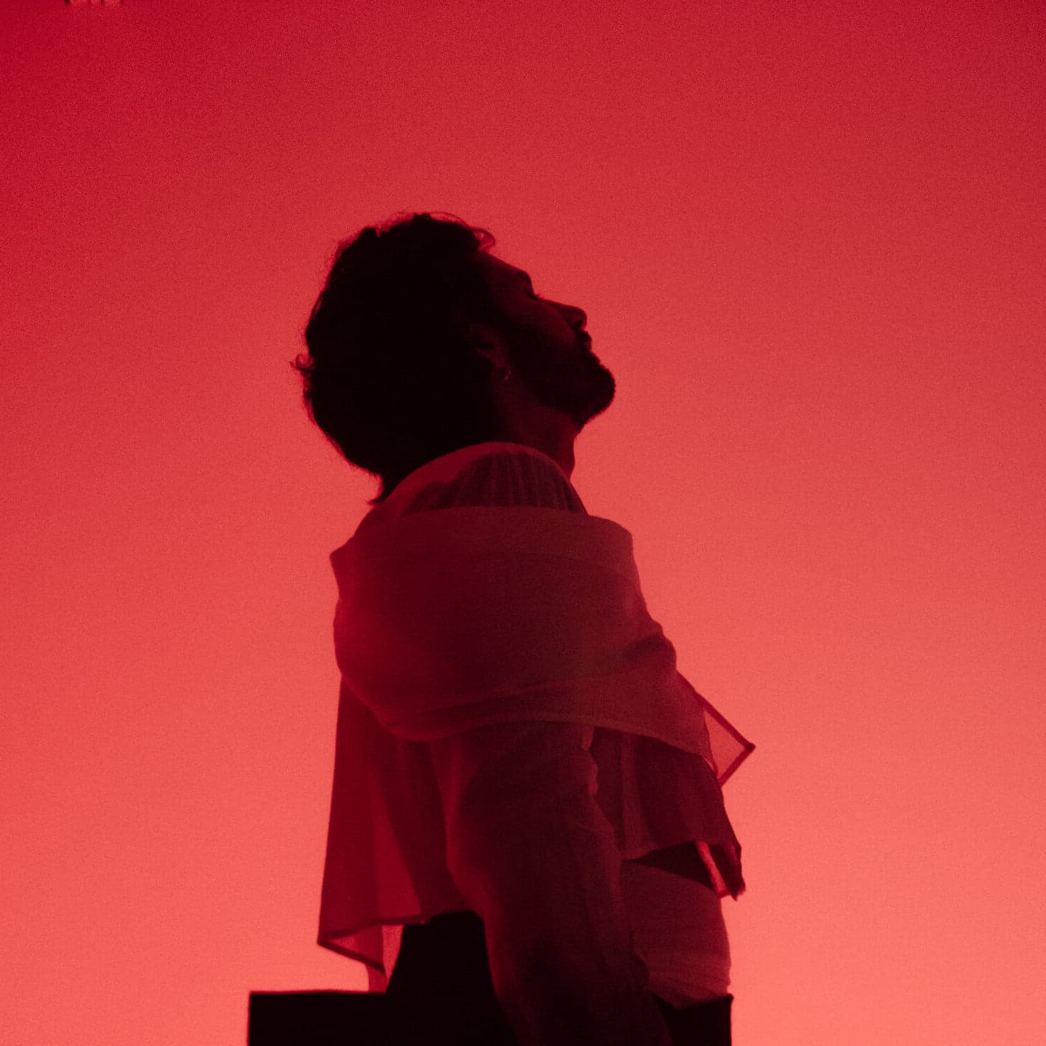 Escucha las remezclas a Elninodiablo